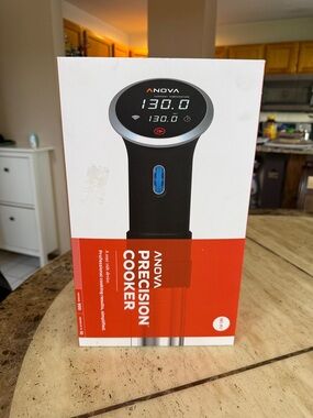 Anova Precision Cooker Sous Vide Immersion Circulator - Black